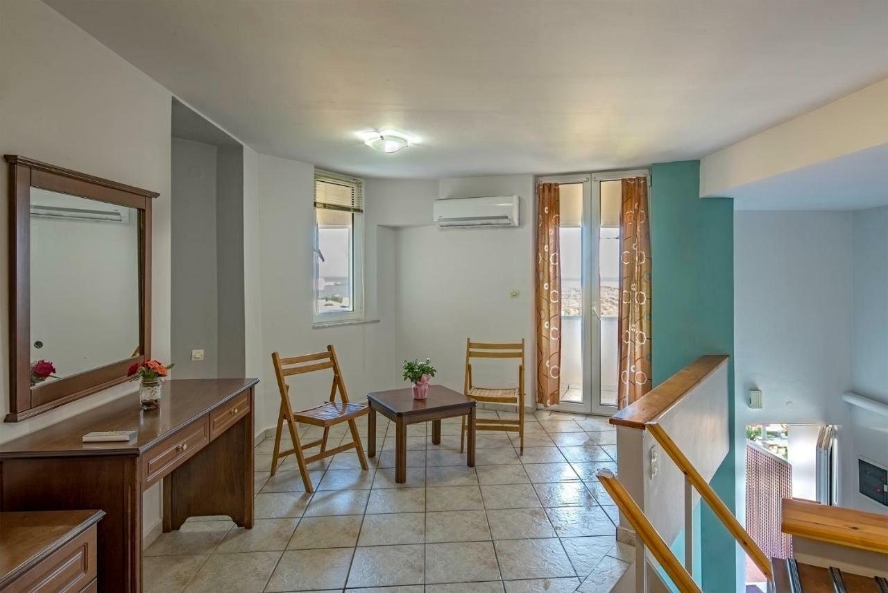 Hra & Athena Maisonette Hriszí Aktí Haniá Szoba fotó