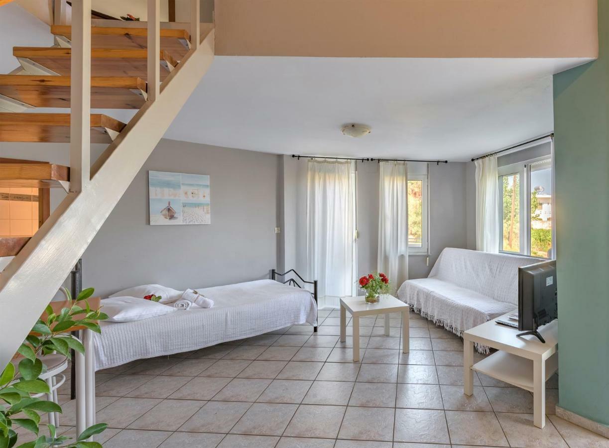 Hra & Athena Maisonette Hriszí Aktí Haniá Szoba fotó
